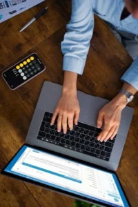 Read more about the article Accounts Payable & Receivable Management